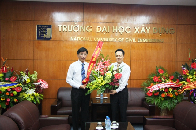 Lãnh đạo TCT Viglacera chúc mừng các thày cô giáo Nhân kỷ niệm ngày nhà giáo Việt Nam 20/11