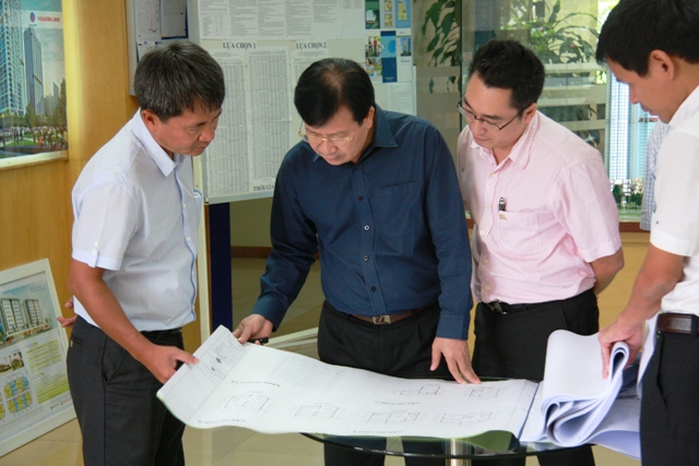 Bộ trưởng Trịnh Đình Dũng kiểm tra việc triển khai các dự án NƠXH tại Hà Nội