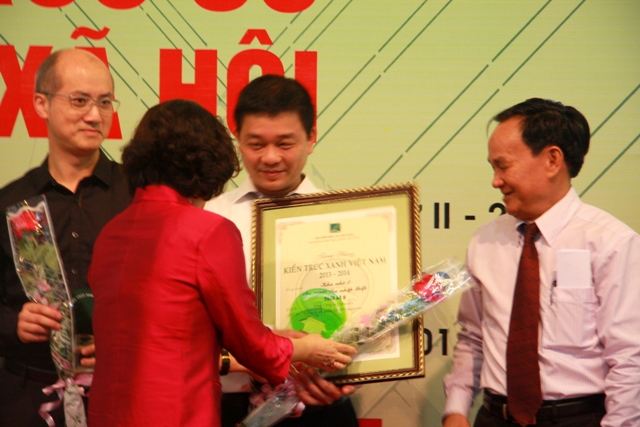 Nhà ở cho người thu nhập thấp Đặng Xá II đoạt giải Kiến trúc xanh Việt Nam