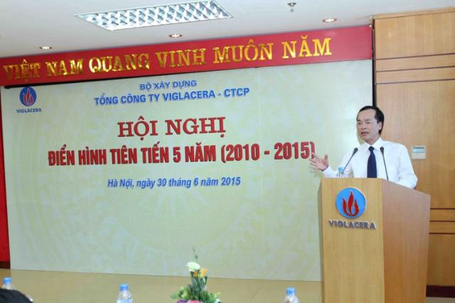 (Tạp chí Thi đua khen thưởng) - Vinh danh những bàn tay vàng của Viglacera