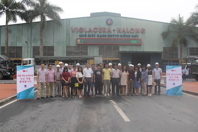 Đoàn các tổ chức Hàn Quốc tới thăm các dự án Viglacera