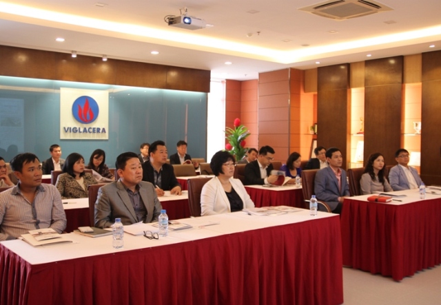 Các doanh nghiệp Tư vấn Bất động sản Hàn Quốc tới thăm và làm việc tại Viglacera
