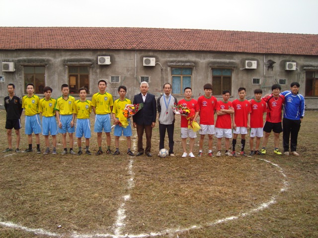 Công đoàn Công ty CP Viglacera Đông Triều tổ chức hoạt động thể thao chào mừng 85 năm ngày thành lập Đảng