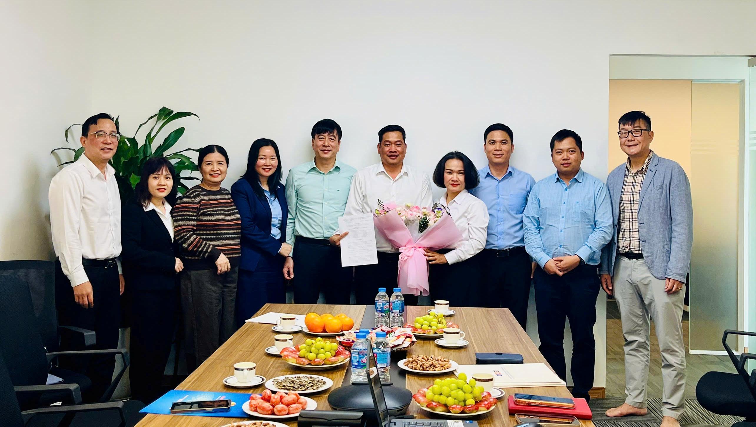 Công đoàn Viglacera công bố thành lập 2 công đoàn cơ sở mới