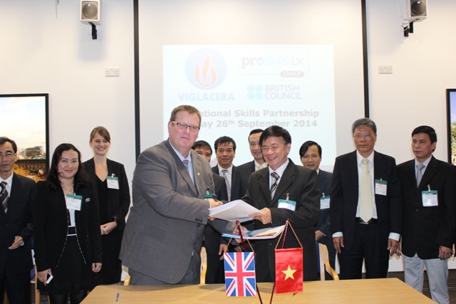 Viglacera will do vocational training at international standards quality
